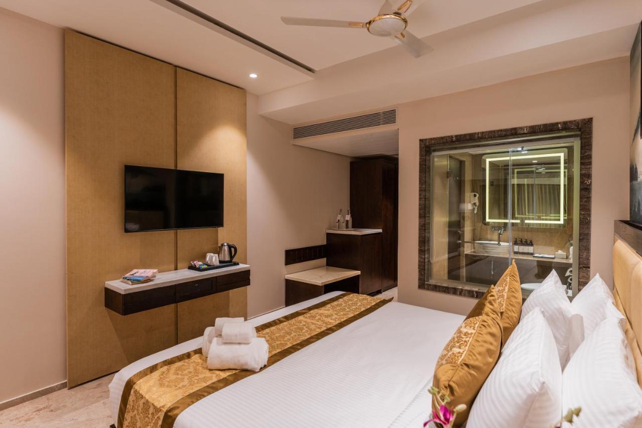 Regenta Central Imperial Candolim Goa ภายนอก รูปภาพ